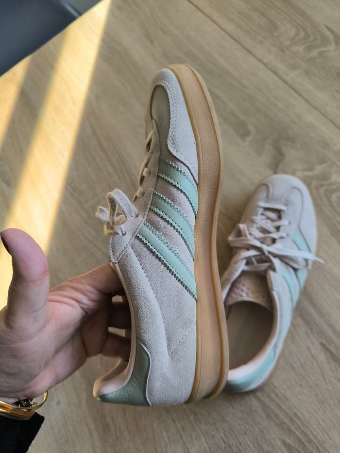 Sneakers femme adidas gazelle peu porté - photo numéro 4