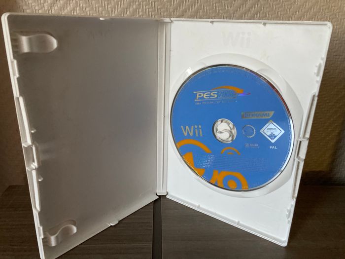 Jeu WII Pes 2008 - photo numéro 3