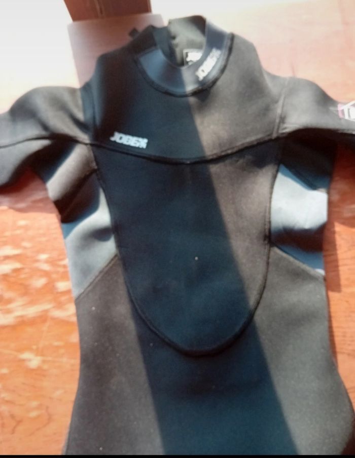 combinaison plongée ou jet ski - photo numéro 2