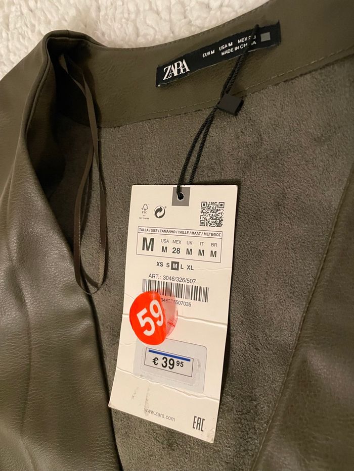 Robe Zara neuve - photo numéro 4