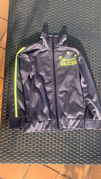 Veste survêtement 8 ans