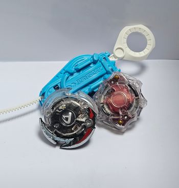 Lot Toupies Beyblade Burst