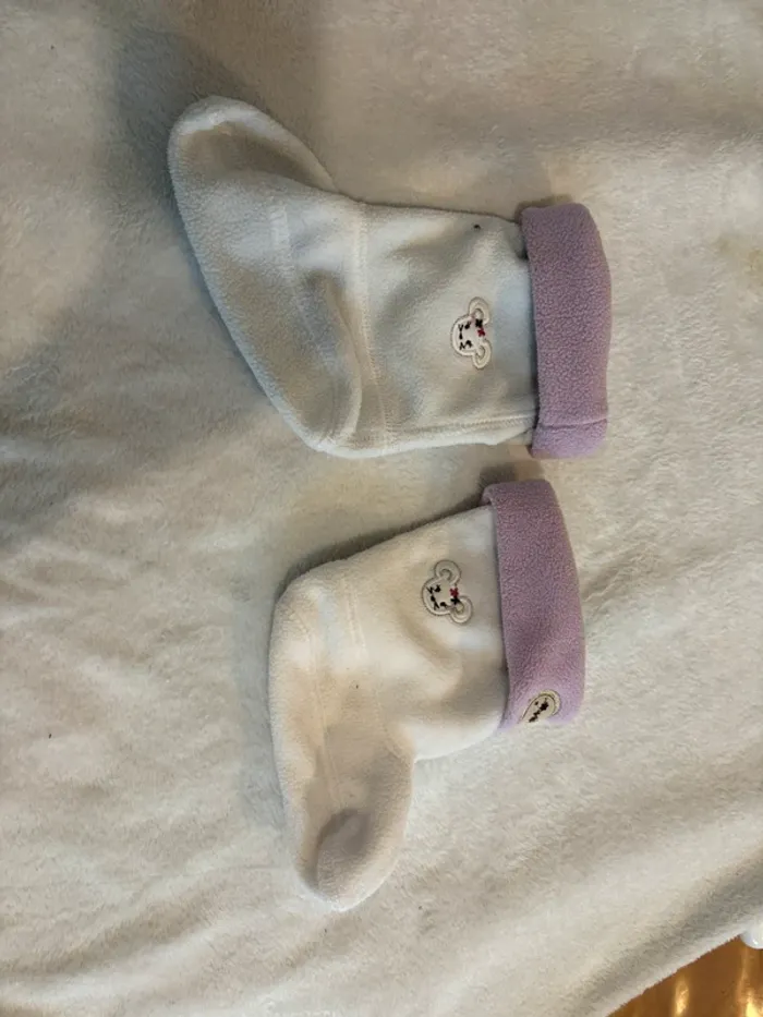 Chaussons bébé polaire Sergent Major blanc & lilas – motif petite souris 🐭💜 - photo numéro 2