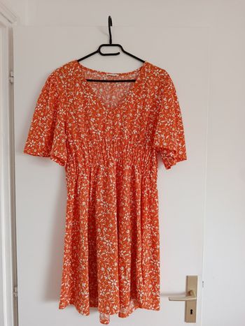 Robe orange Cache cache