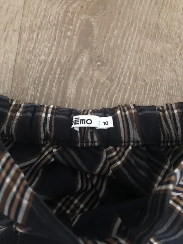 Jupe Gemo taille 10 ans état 9 - photo numéro 2