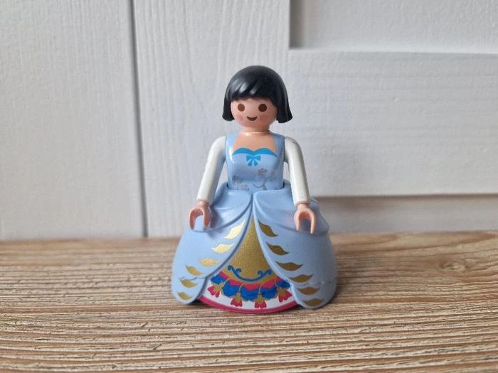 Personnage Playmobil figurine princesse bleue n3
