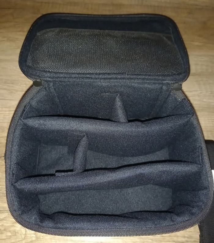 Sacoche konix neuve pour switch - photo numéro 3