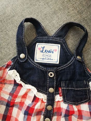 Robe Levi's, 3mois