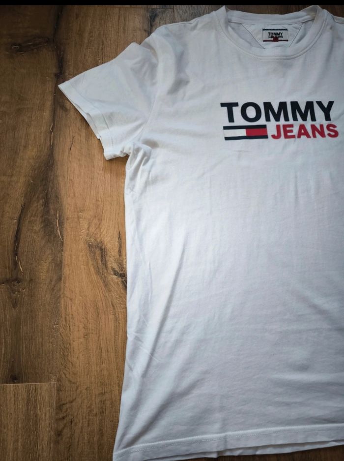 T-shirt tommy Hilfiger, blanc, très bon état, taille xxl - photo numéro 2