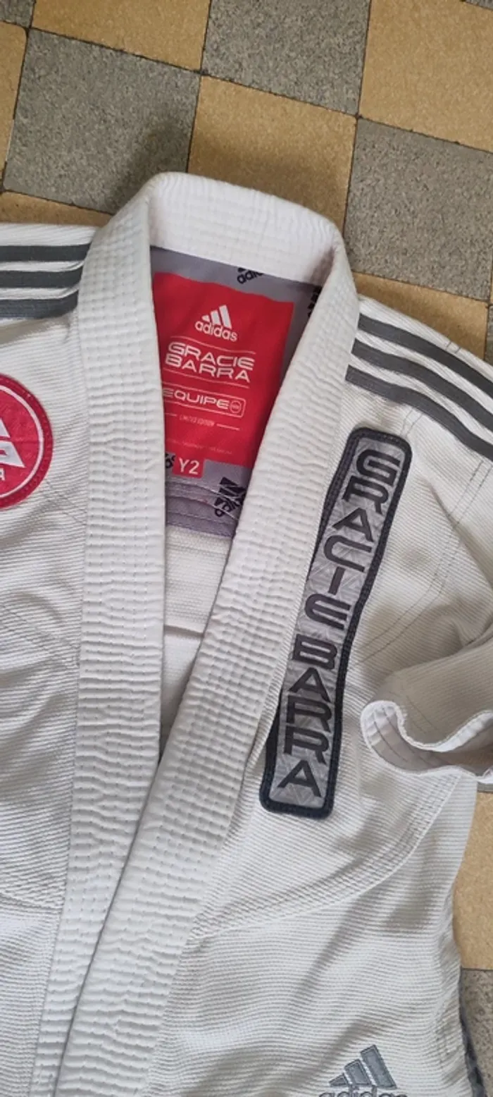 Kimono jiu jitsu 6 ans - photo numéro 3