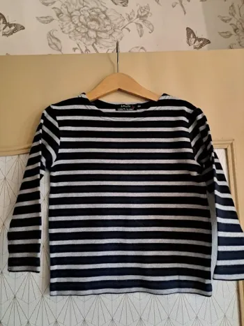 T-shirt ML garçon 6 ans qualité doux les petits cœurs à la mer comme neuf