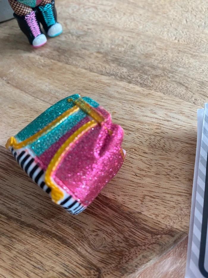 Poupée Lol Surprise Harley Quinn - photo numéro 4