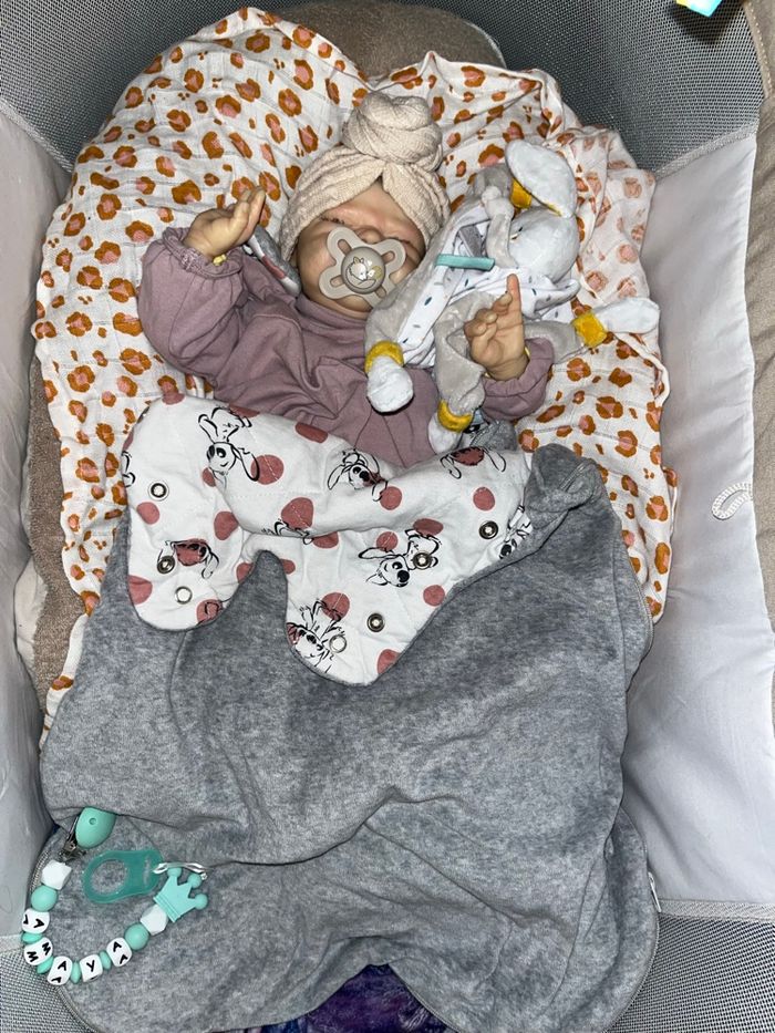 Bébé reborne - photo numéro 3