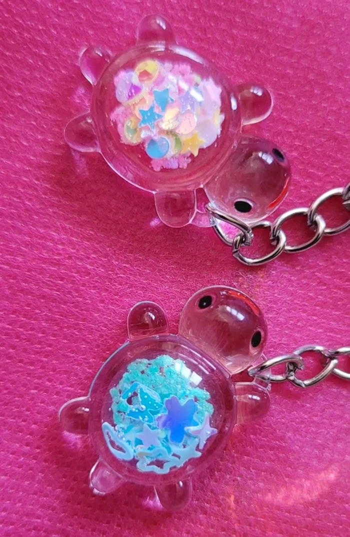 Lot de deux porte-clés tortues fluorescentes - photo numéro 6