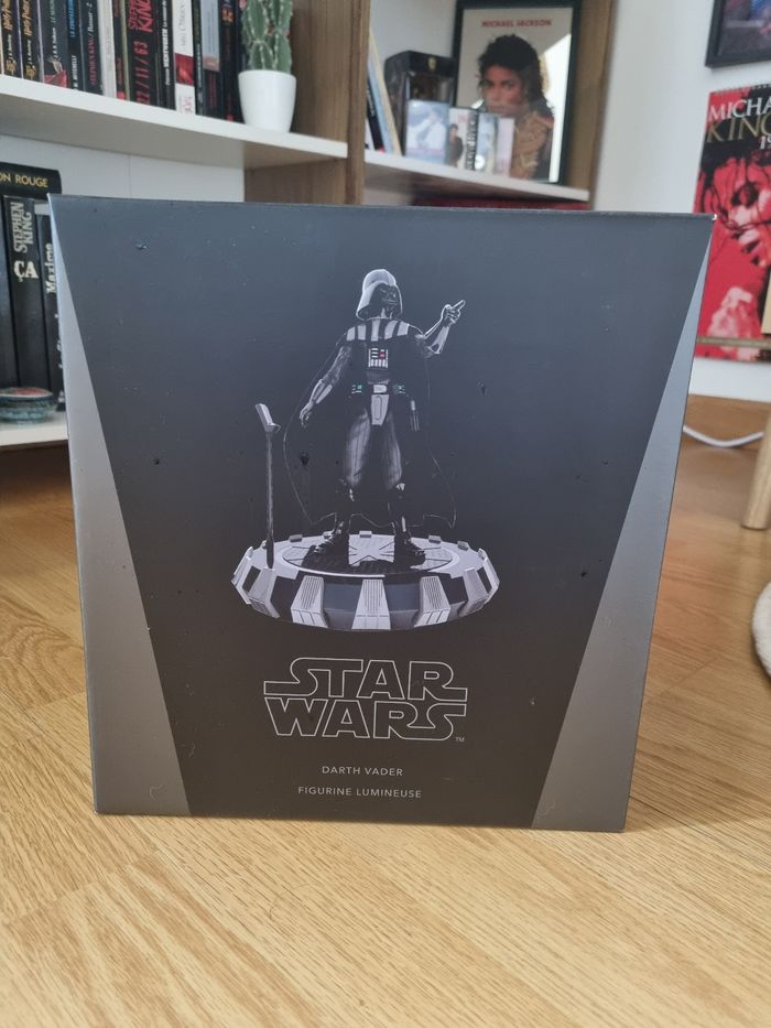 Figurine Darth Vader Lumineuse neuf - photo numéro 7
