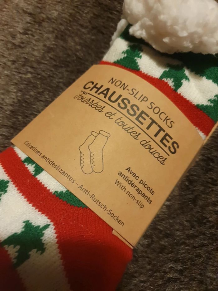 Chaussettes fourrées Noël - photo numéro 2
