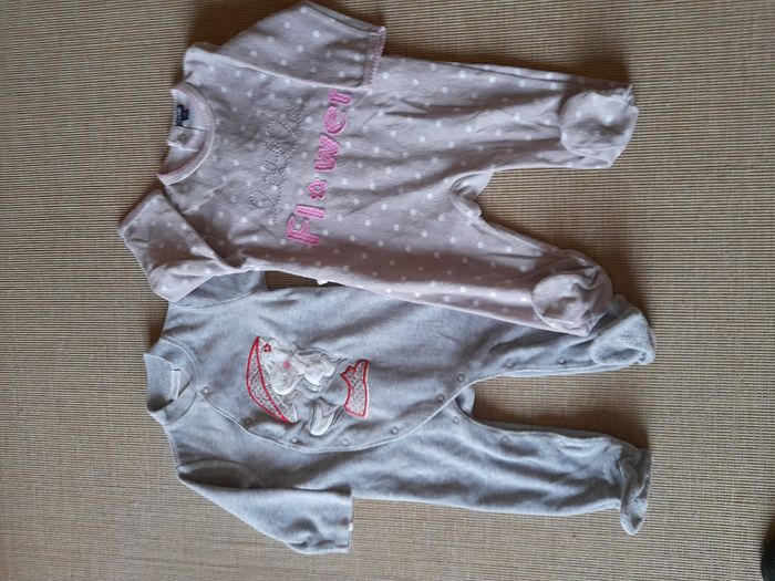 Lot pyjamas fille 9 mois - photo numéro 5