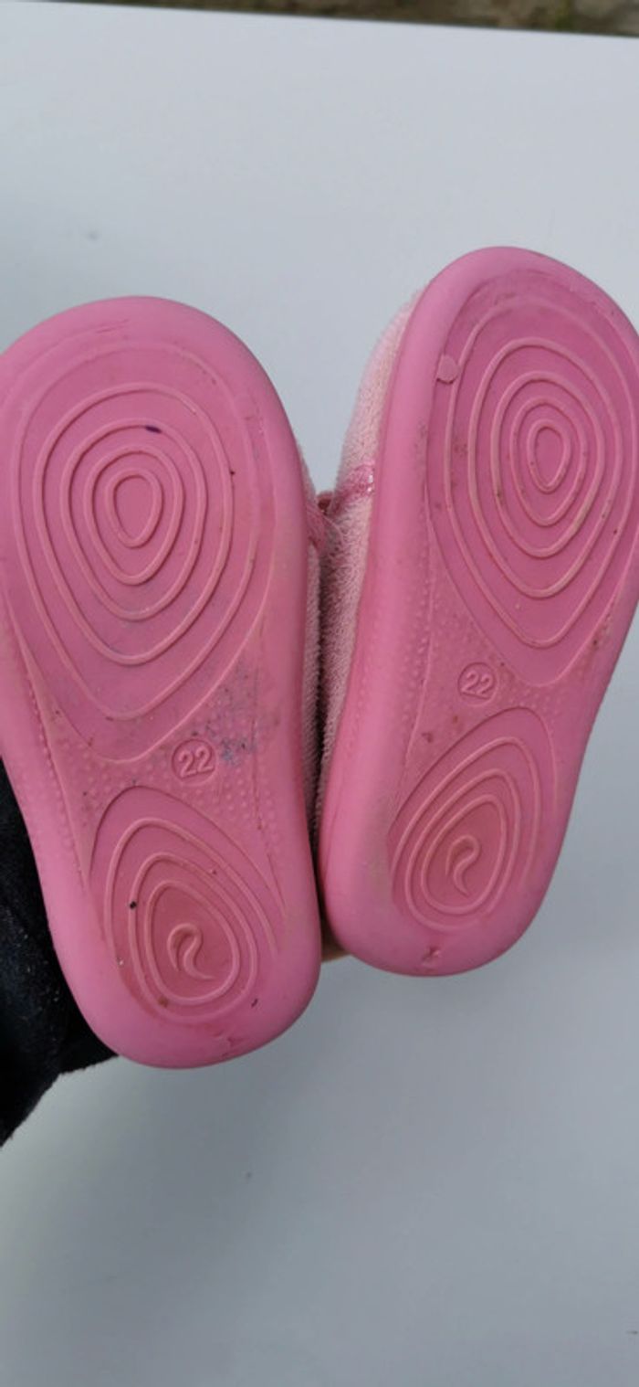 Chaussons roses - photo numéro 2