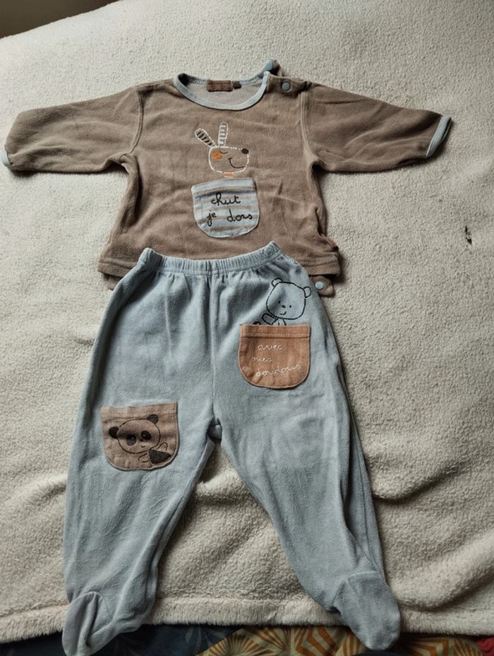 Lot de pyjamas - photo numéro 3