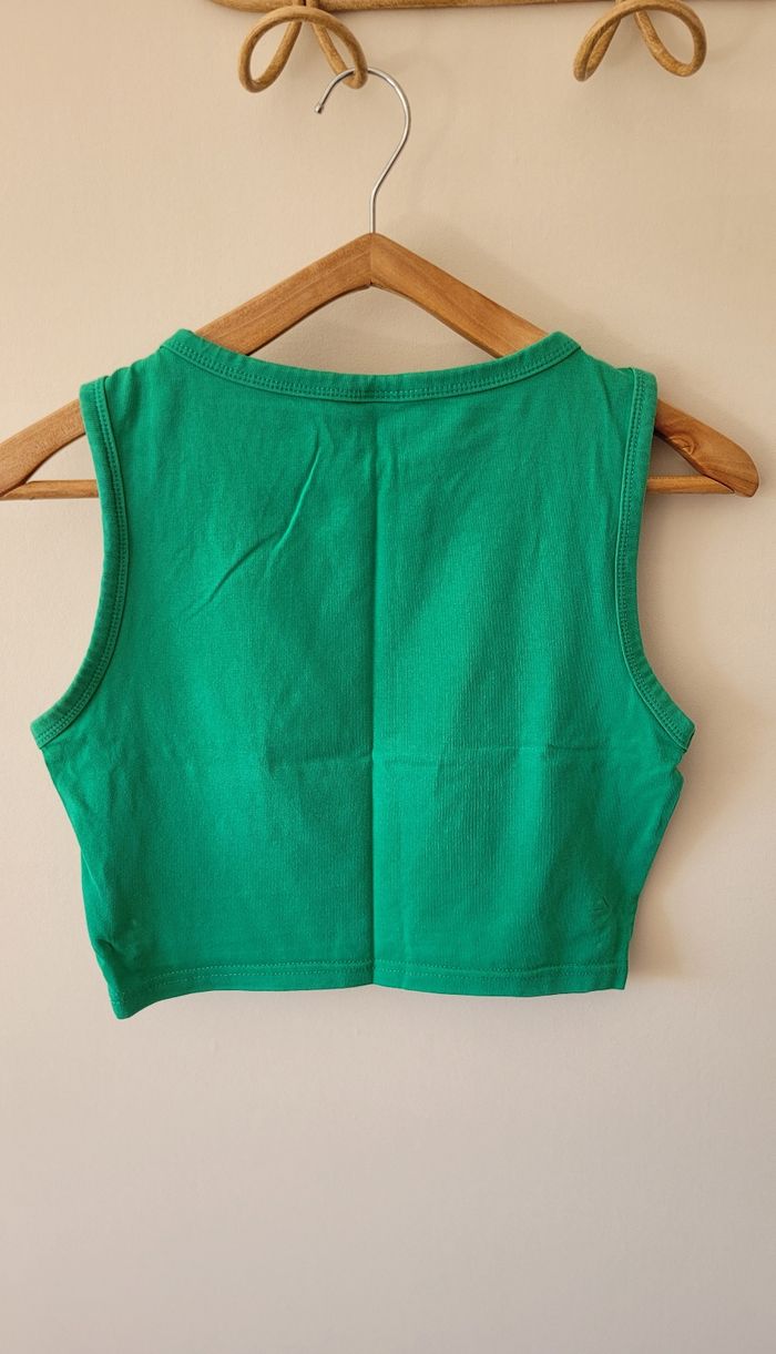 Débardeur vert - photo numéro 3