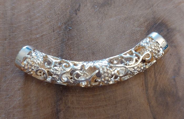 Pendentif,  intercalaire
