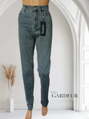 Jean marque allemande Atelier Gardeur ,slim fit ,taille haute ,stretch
