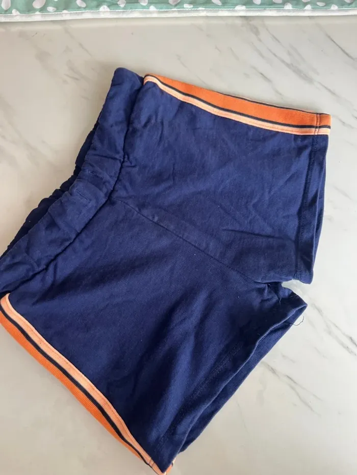 Short U essentiel 8 ans