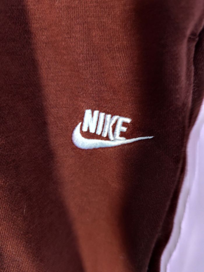 Jogging Nike marron - photo numéro 3