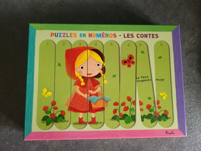 8 puzzles neufs