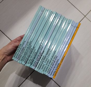 Livres Martine
Très bon état mis à part 2 avec légers défauts (voir photo)
3€ pièce