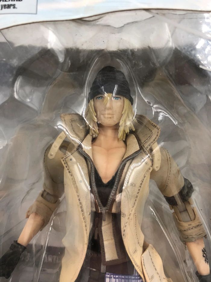 Figurine Final Fantasy XIII Play Arts Kai Snow Villiers Square Enix - photo numéro 7