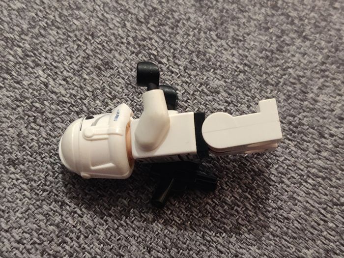 Minifig Lego Star Wars Clone + blaster - Très bon état - Vrai Lego - photo numéro 7