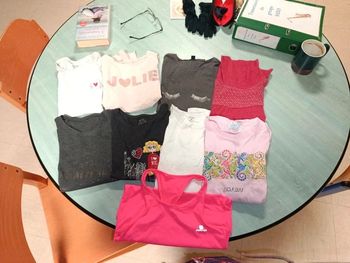 Lot de 9 tee shirt en 10 ans