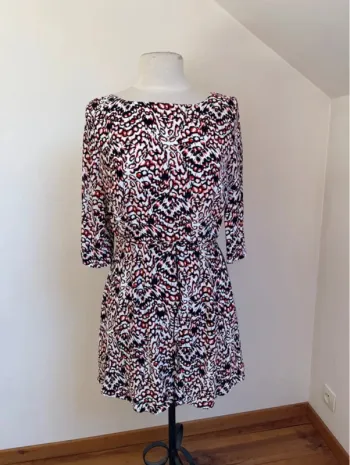 Superbe Robe French Connection 🌸 40 L