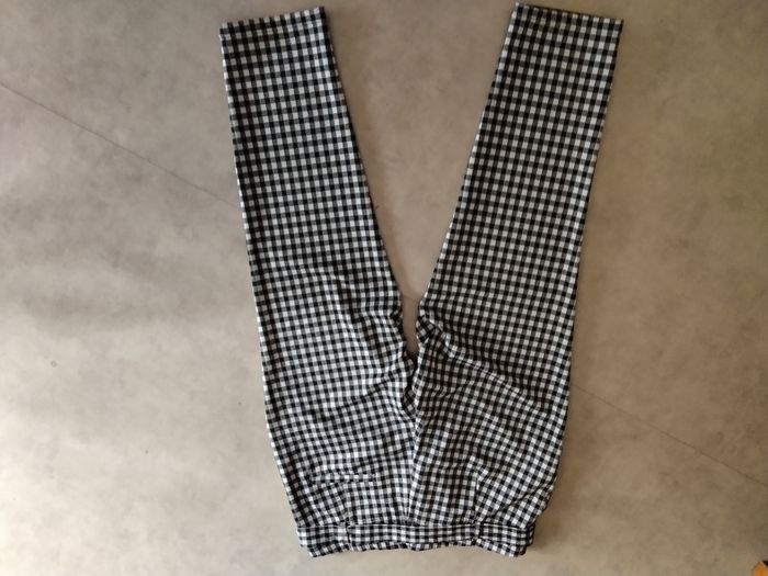 Pantalon a carreaux noir et blanc Kiabi  t46 - photo numéro 2