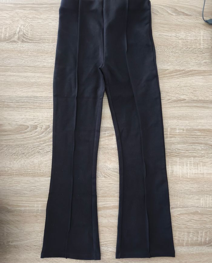 Pantalon stretch évasé