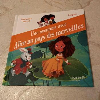 Livre McDo Alice au pays des merveilles