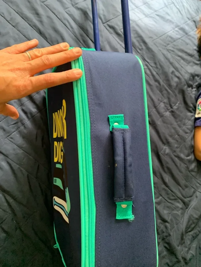 Lot valise et petit sac à dos dinosaures - photo numéro 8