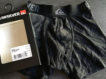 Caleçon #quicksilver#taille 8/10 ans#neuf