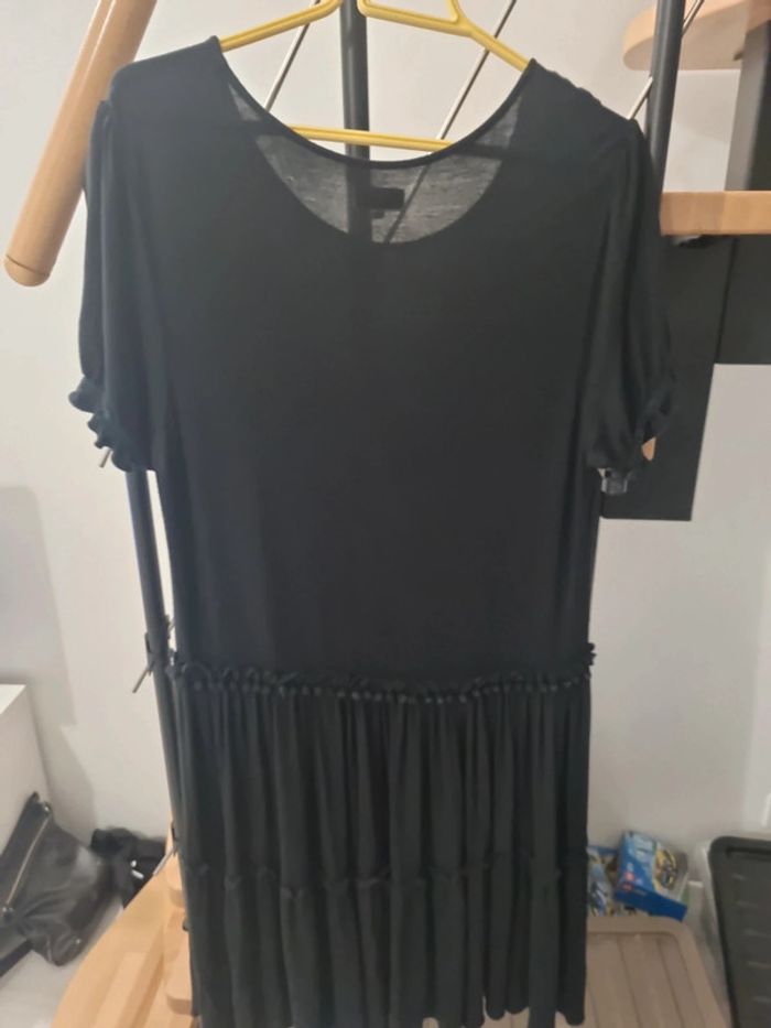 Robe noire - photo numéro 7