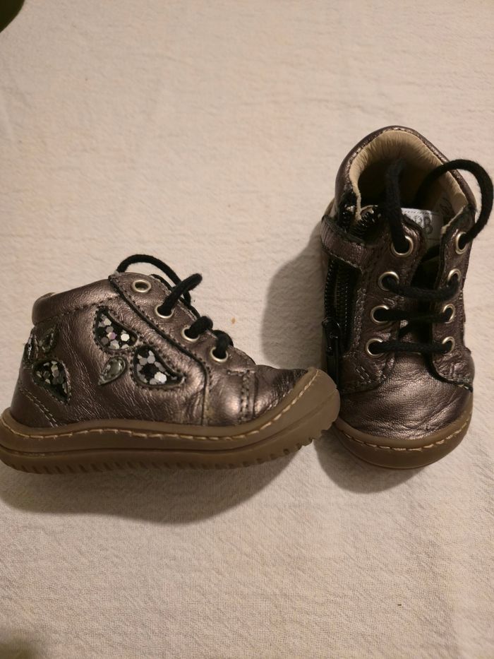 Bottillons bebe fille 19 GBB