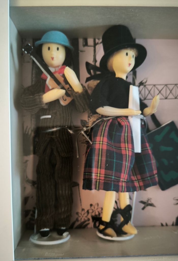 Vitrine " Les Poupées de Peynet " + accessoires - photo numéro 6