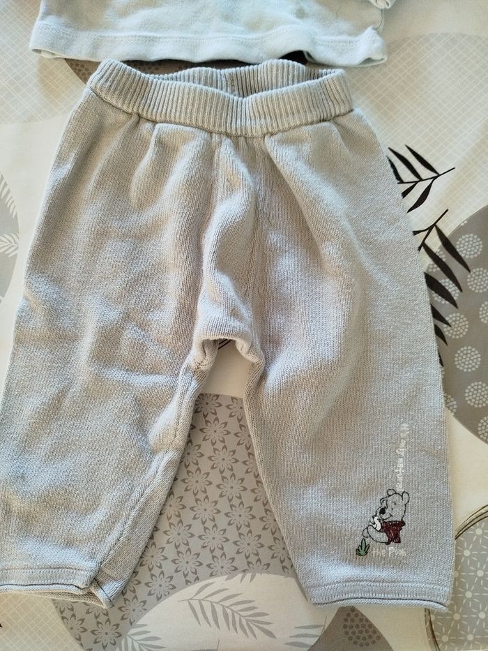 Ensemble Winnie l'ourson taille 12 mois - photo numéro 2