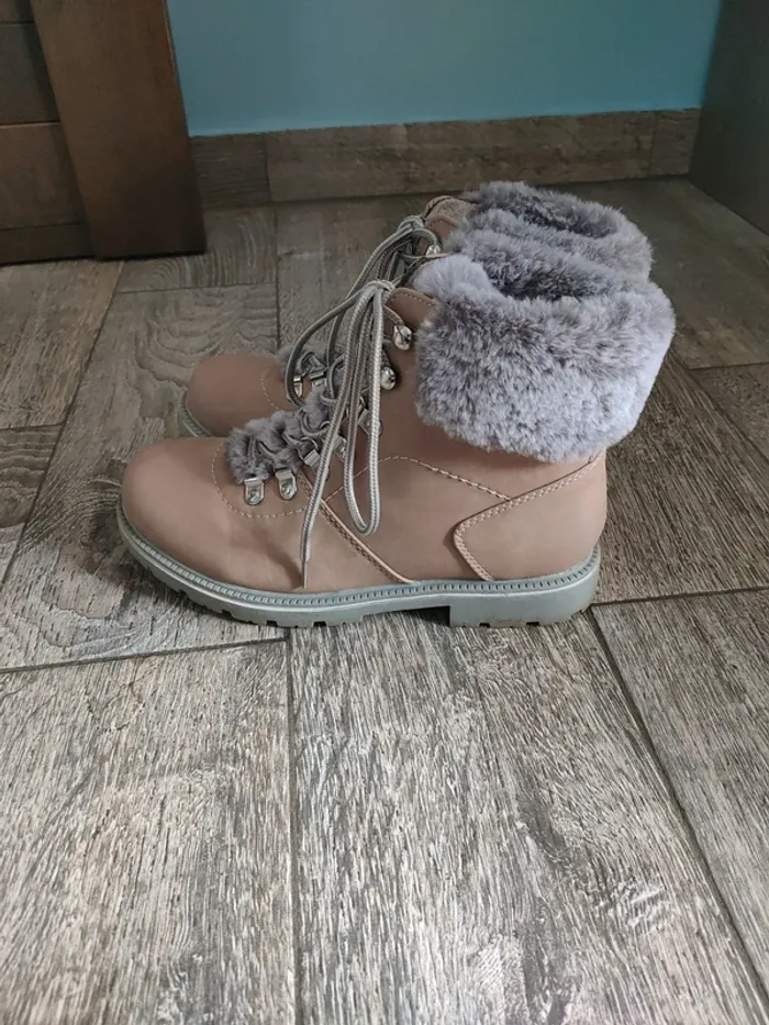 Chaussures avec fourrure - photo numéro 4