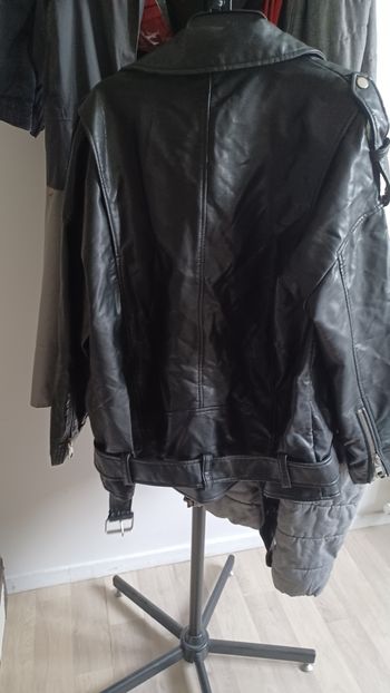 Blouson emitation cuir