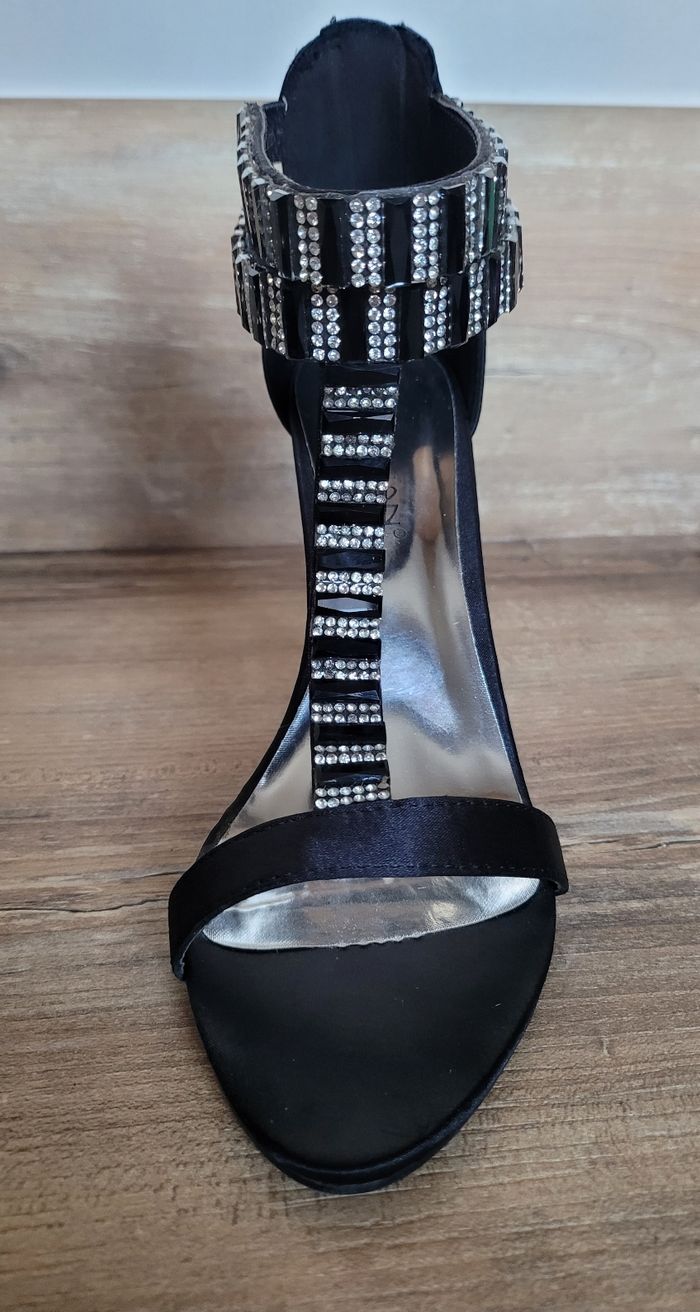 Escarpins strass - photo numéro 2