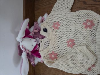 Pull manches longues bébé fille kiabi fleuri