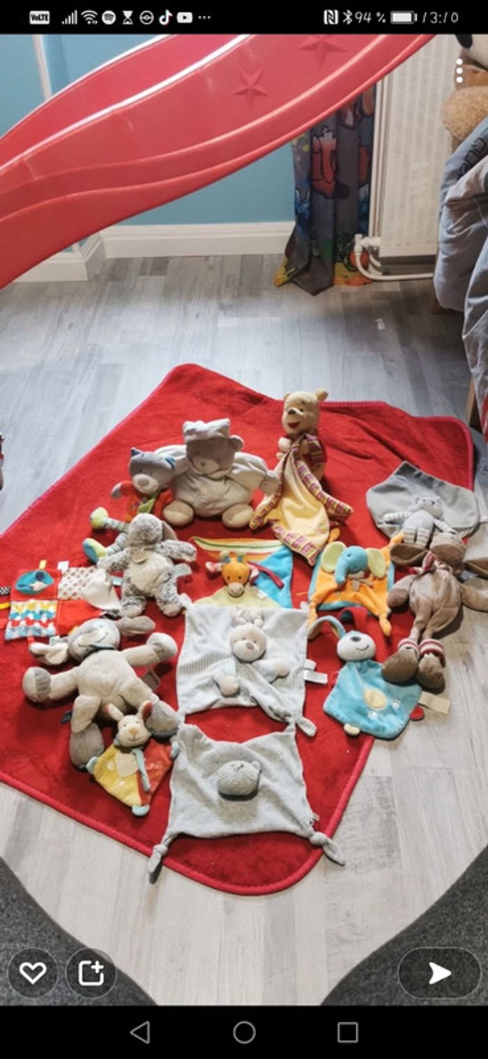 Doudou en lot ou à l'unité Winnie mickey