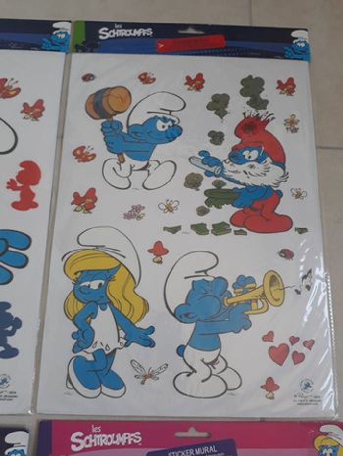 Stickers muraux - Les Schtroumpfs - photo numéro 3