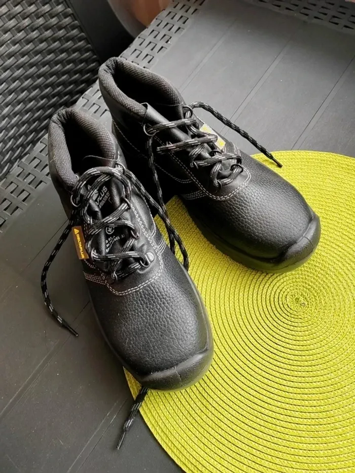 Chaussures de sécurité, T38 - Deltaplus - photo numéro 5